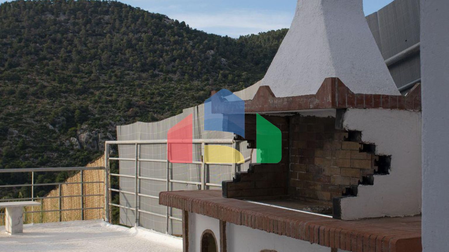 Продажа - Здание 240 m² на Восточном Пелопоннесе