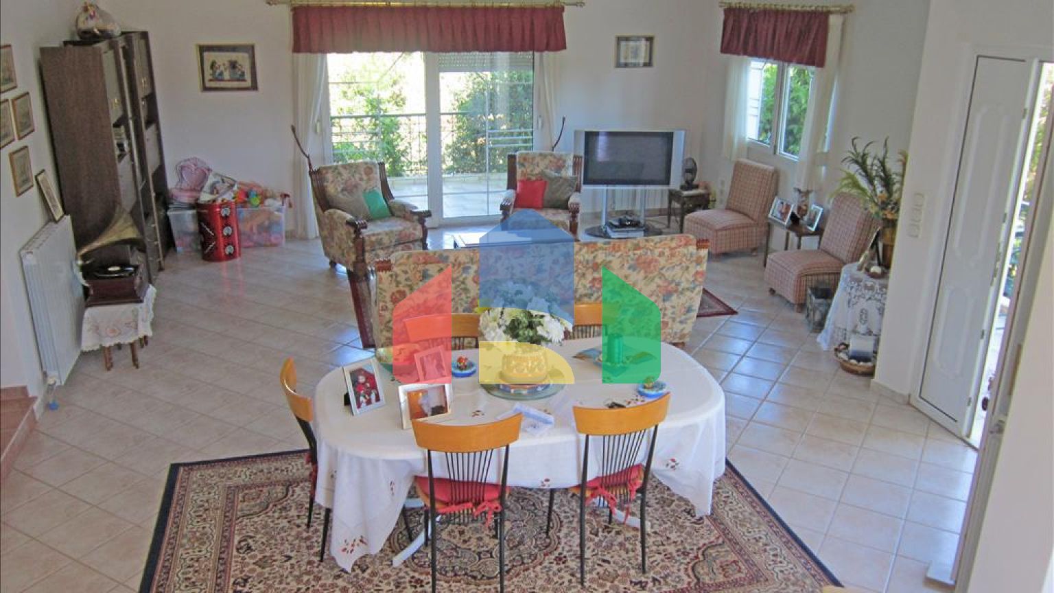 Продаж - Котедж 250 m² на східному Пелопоннесі