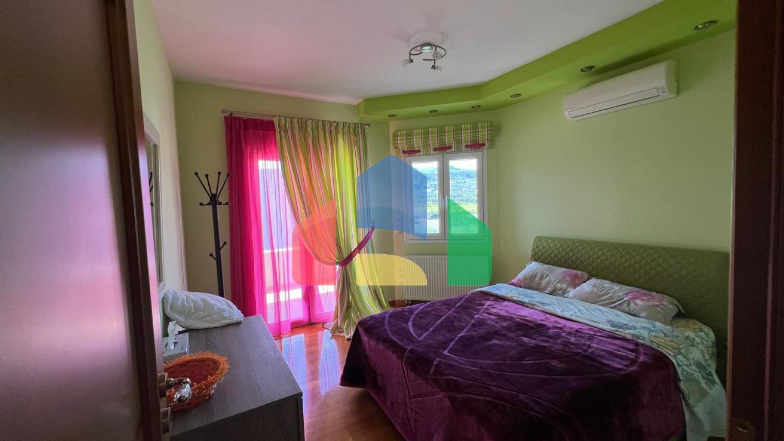 Продаж - Котедж 285 m² на східному Пелопоннесі