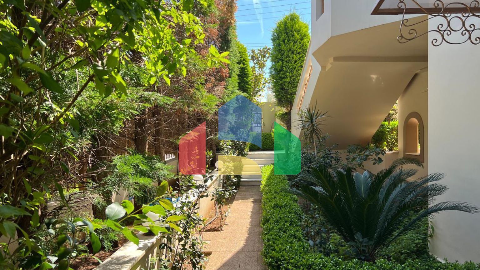 Продаж - Котедж 285 m² на східному Пелопоннесі