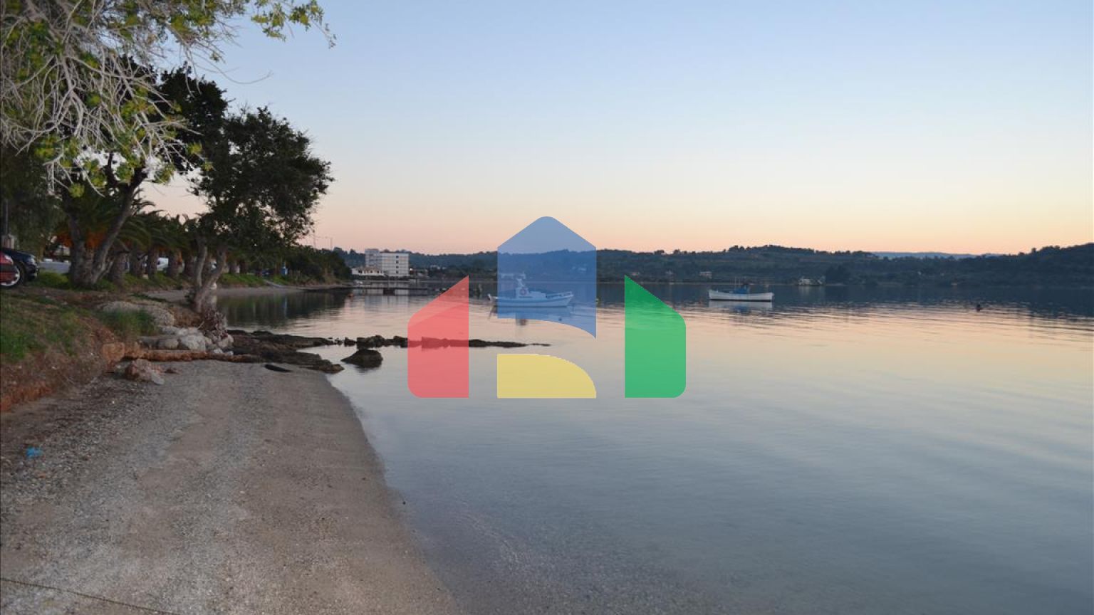 Продаж - Таунхаус 190 m² на східному Пелопоннесі