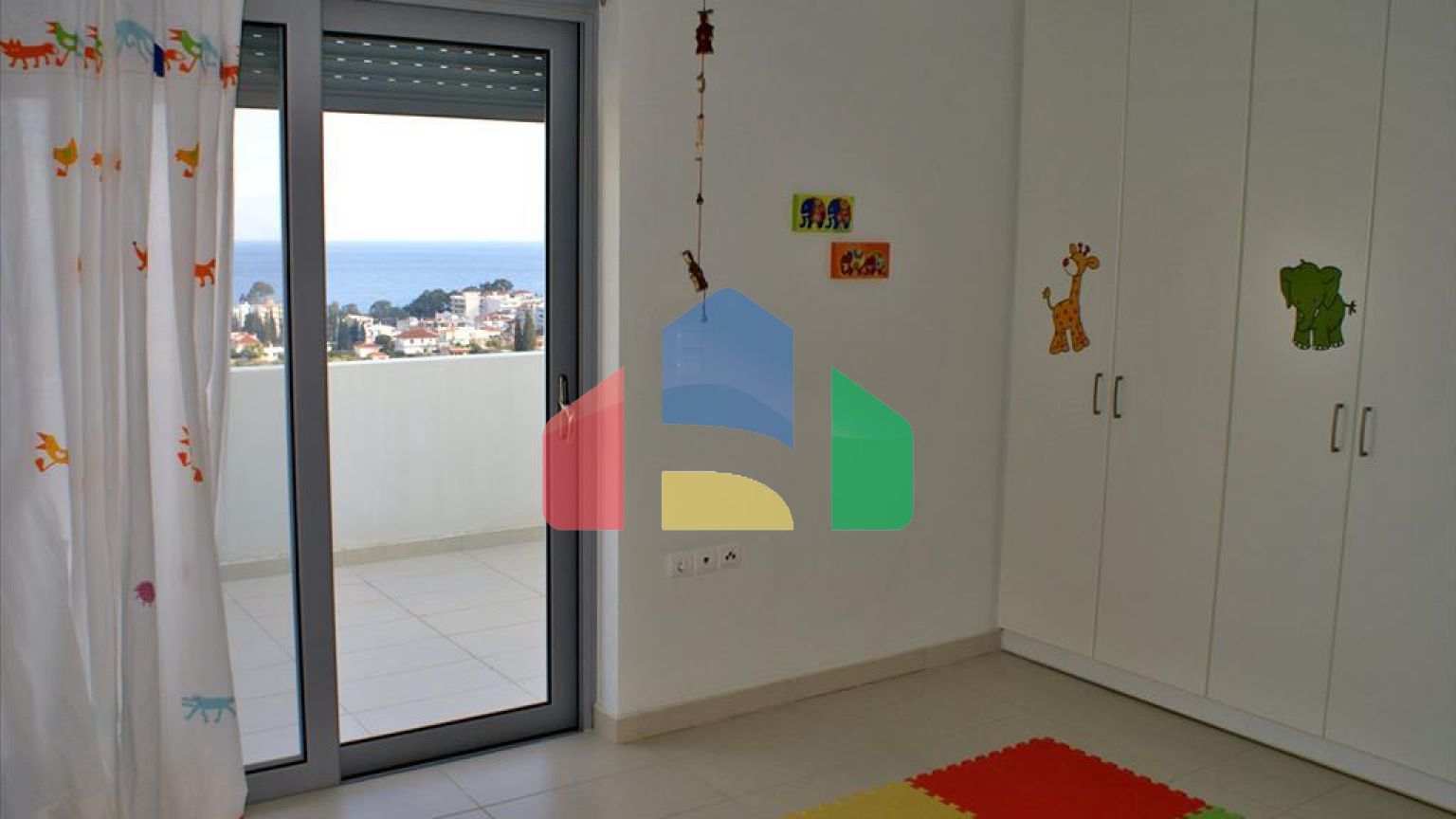 Продаж - Вілла 384 m² на східному Пелопоннесі