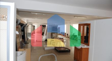 Продаж - Будівля 4665 m² на східному Пелопоннесі