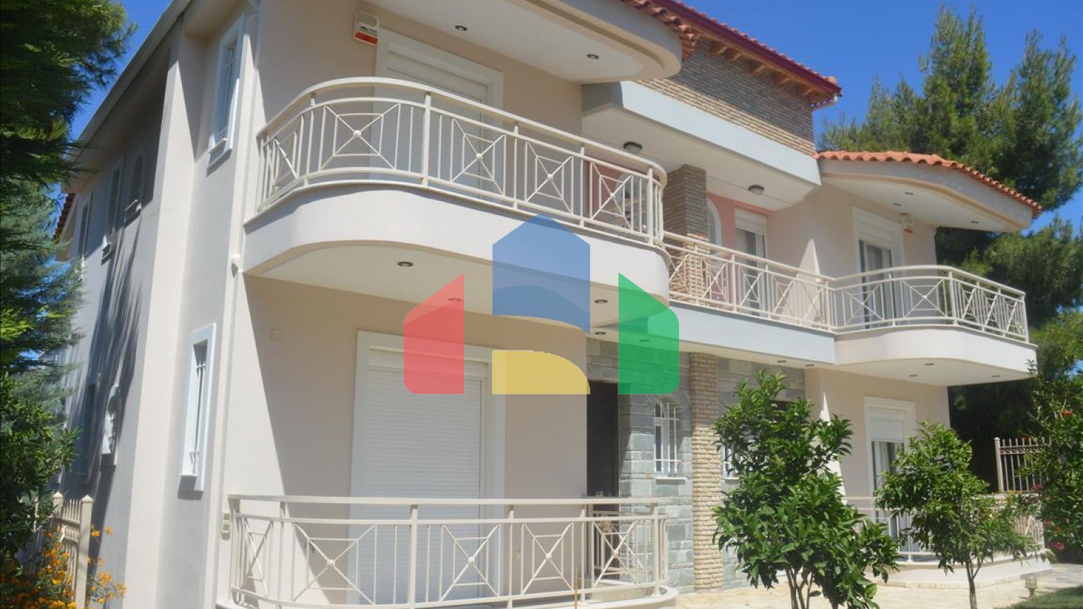 Продаж - Таунхаус 162 m² на східному Пелопоннесі