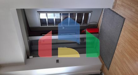 Продаж - Будівля 1050 m² на східному Пелопоннесі