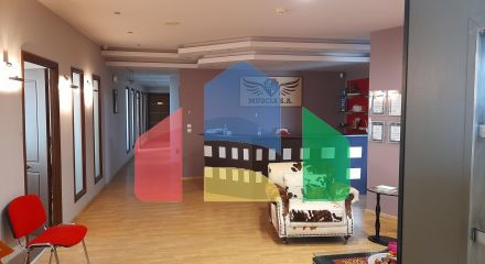 Продаж - Будівля 1050 m² на східному Пелопоннесі