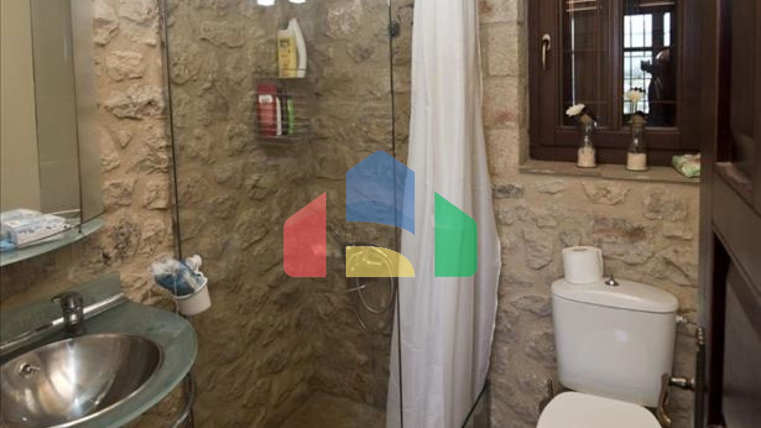 Продаж - Вілла 430 m² на східному Пелопоннесі