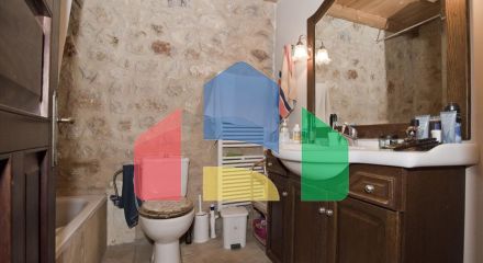 Продаж - Вілла 430 m² на східному Пелопоннесі