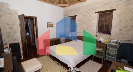 Продаж - Вілла 430 m² на східному Пелопоннесі