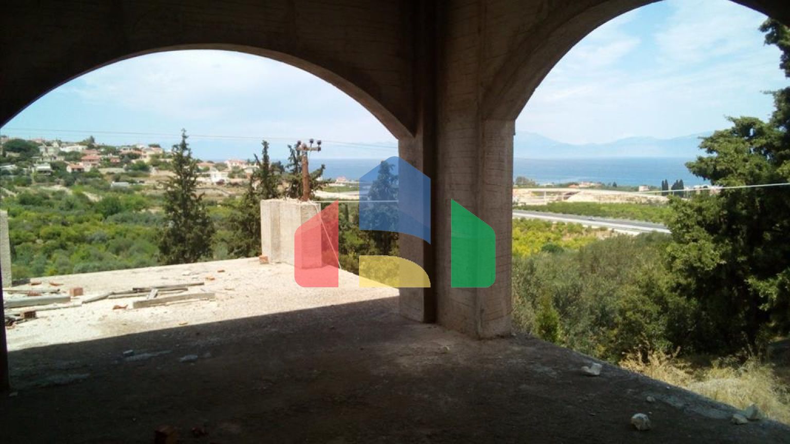 Продаж - Котедж 690 m² на східному Пелопоннесі