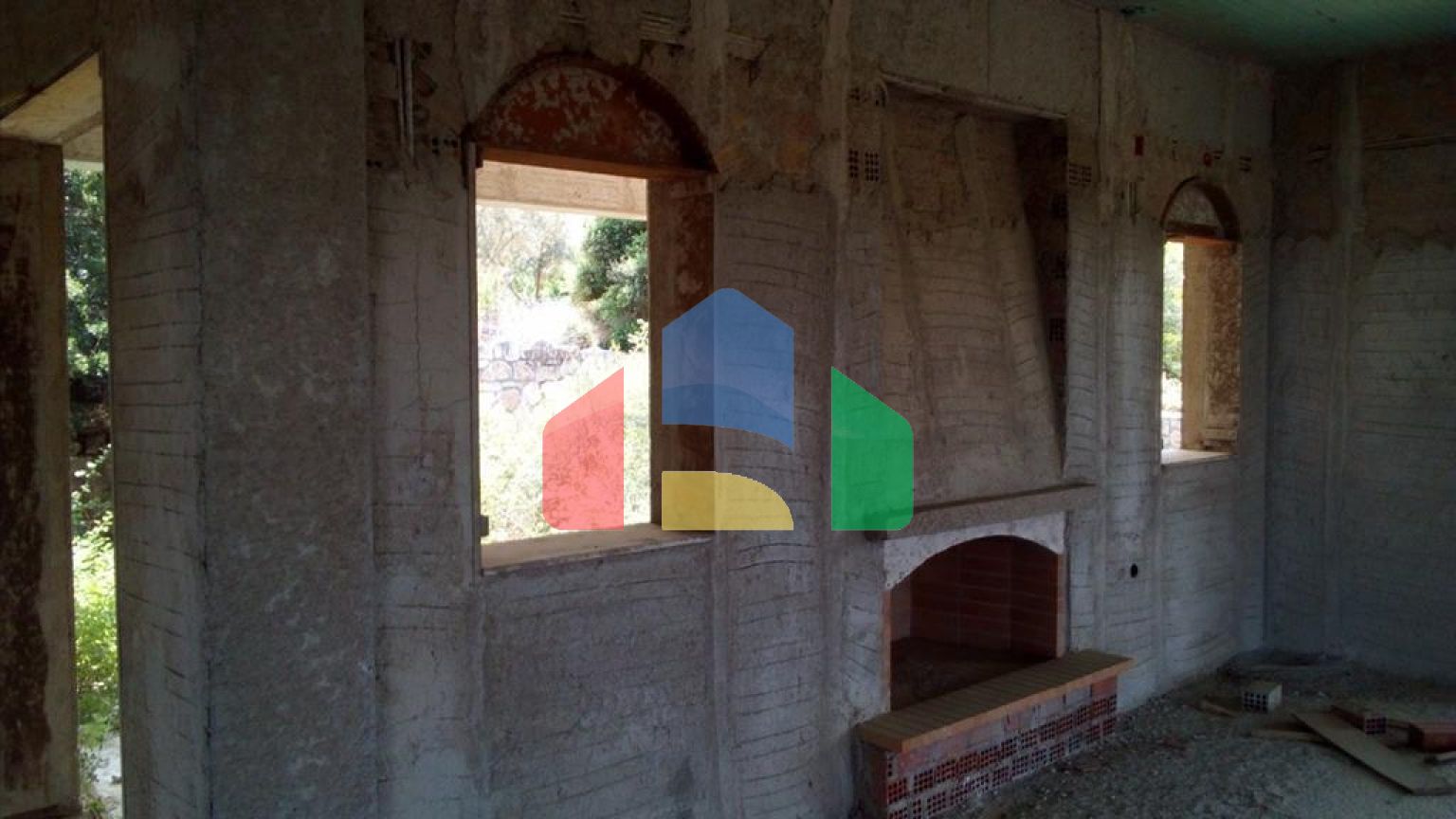 Продаж - Котедж 690 m² на східному Пелопоннесі