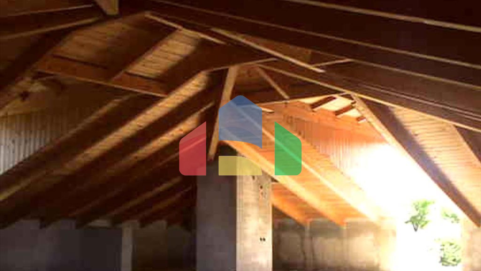 Продаж - Котедж 690 m² на східному Пелопоннесі