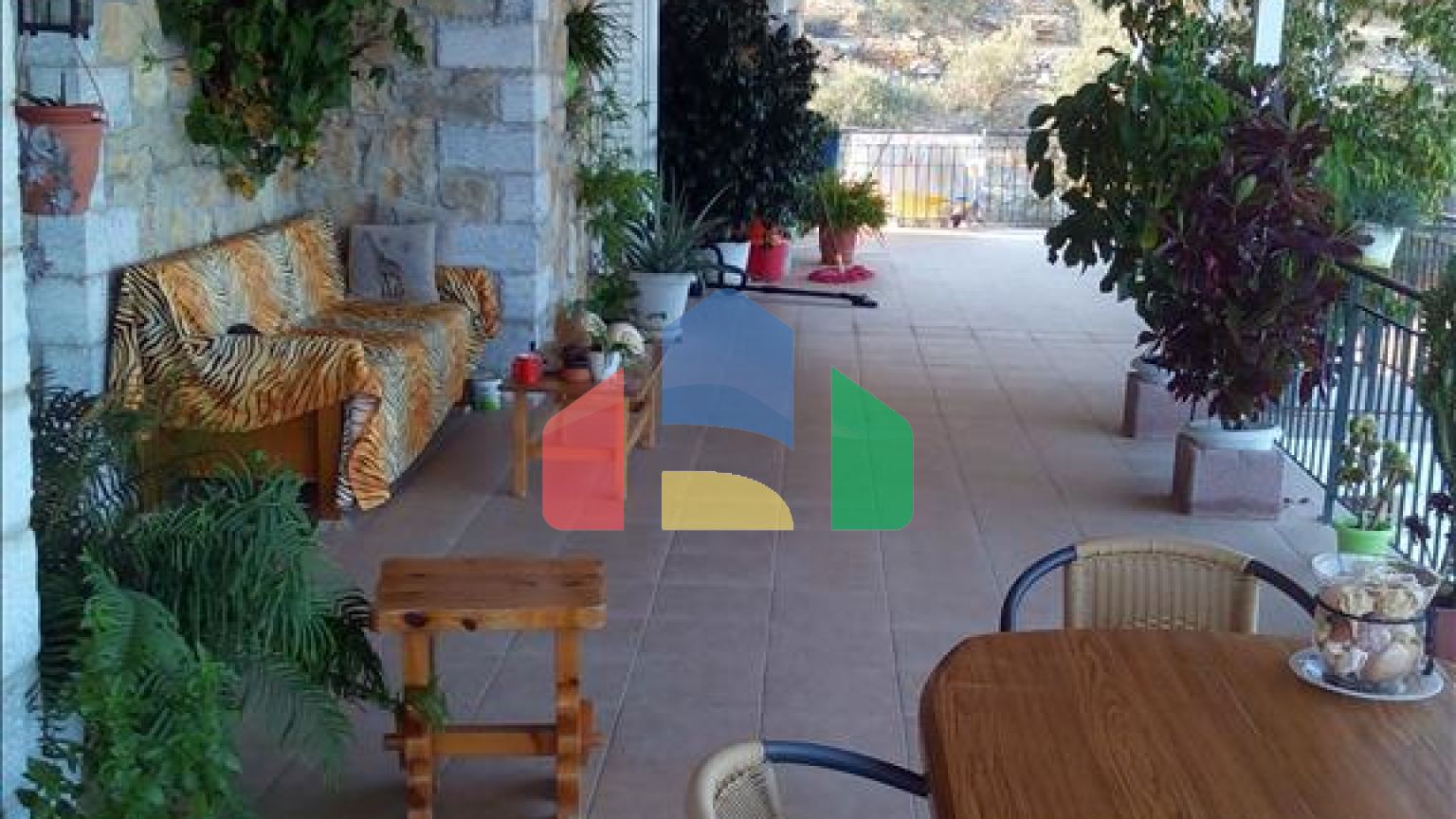 Продаж - Котедж 400 m² на східному Пелопоннесі