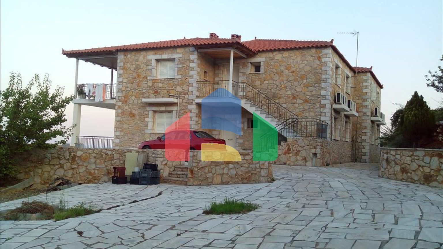 Продаж - Котедж 400 m² на східному Пелопоннесі