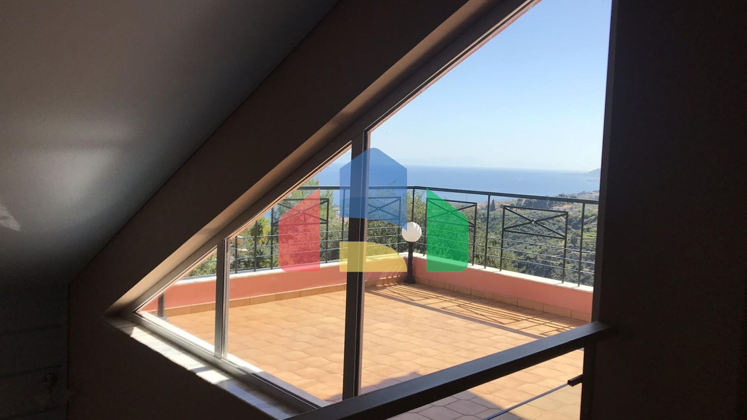 Продажа - Вилла 449 m² на Восточном Пелопоннесе