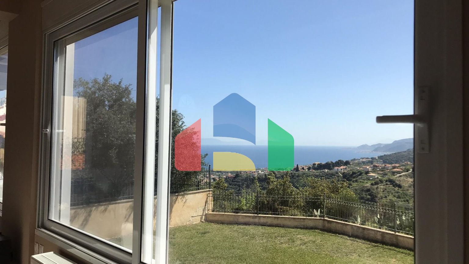 Продажа - Вилла 449 m² на Восточном Пелопоннесе