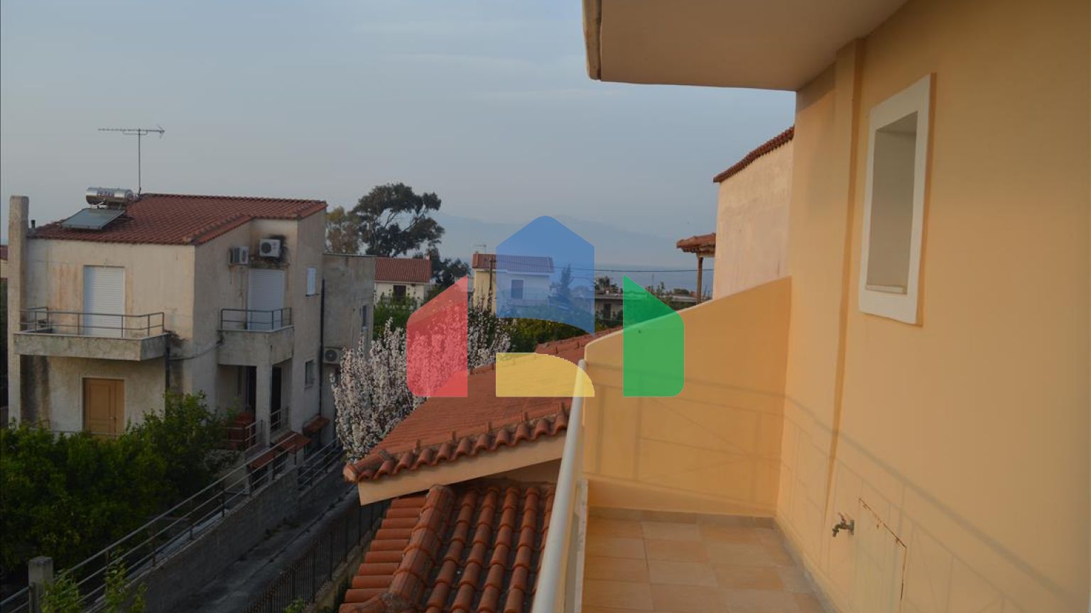 Продаж - Таунхаус 160 m² на східному Пелопоннесі