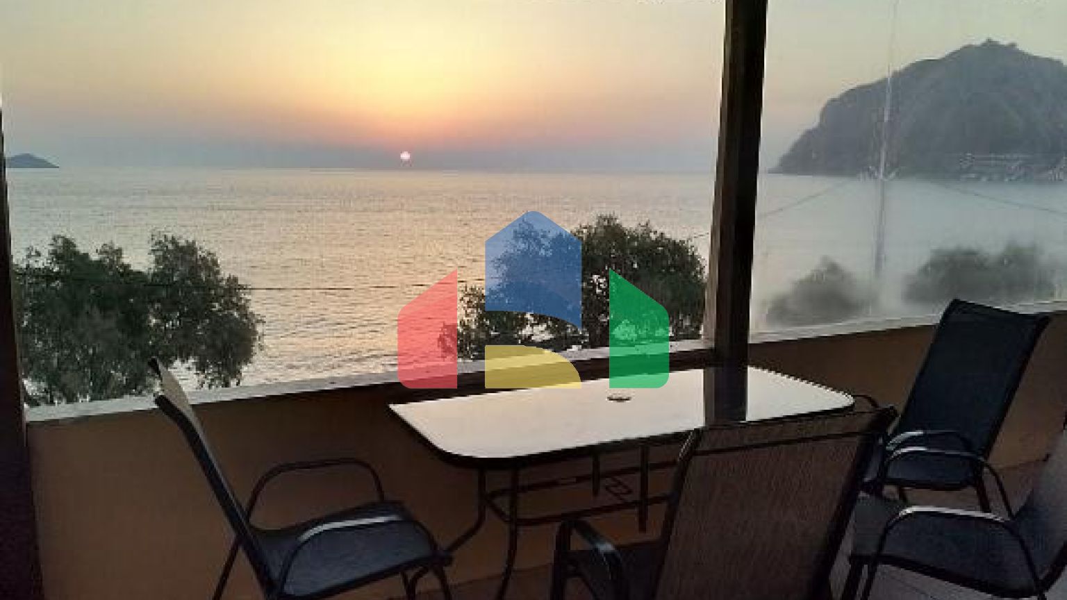 Продаж - Квартира 600 m² на східному Пелопоннесі