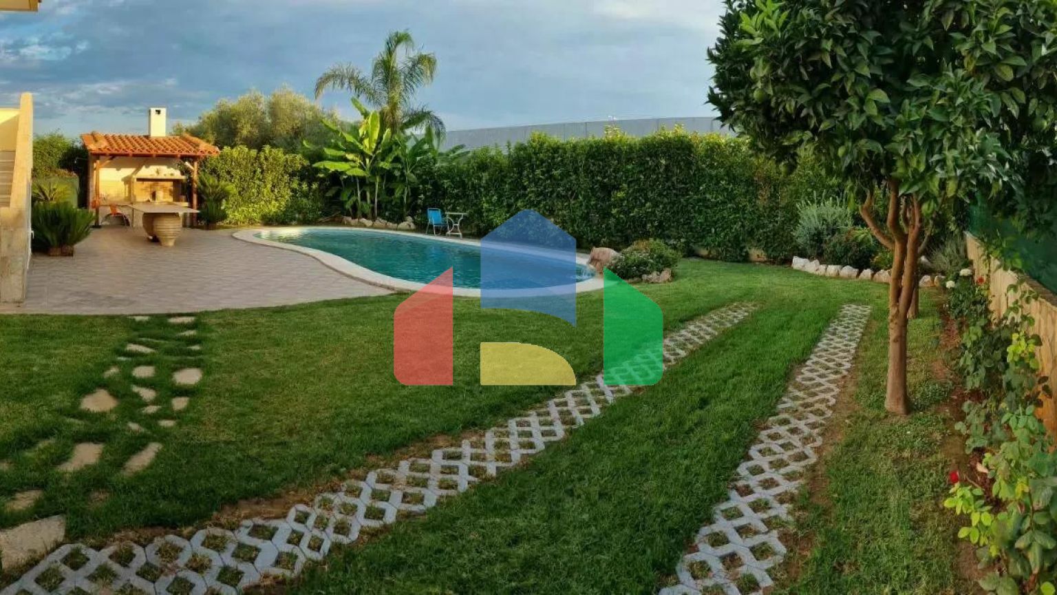 Продаж - Таунхаус 118 m² на східному Пелопоннесі