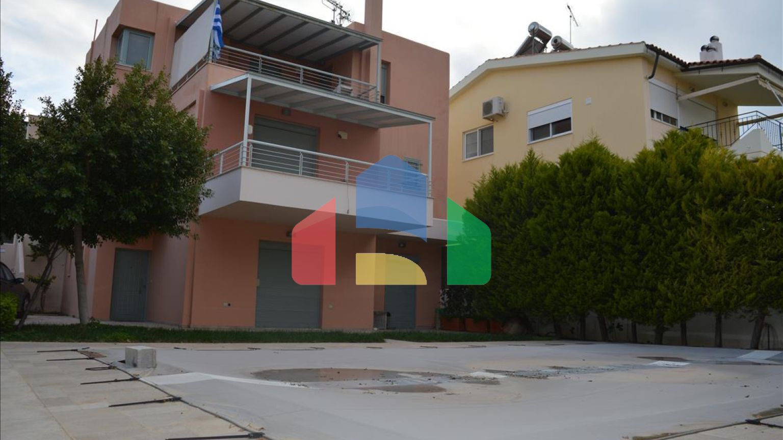 Продаж - Таунхаус 200 m² на східному Пелопоннесі