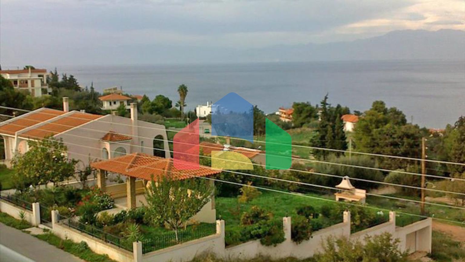 Продаж - Таунхаус 150 m² на східному Пелопоннесі