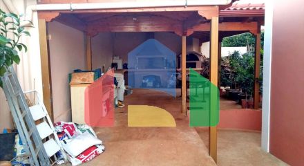 Продаж - Котедж 367 m² на східному Пелопоннесі