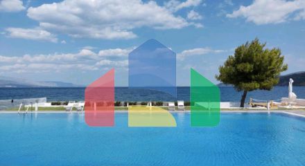 For Sale - Villa 675 m² in Eastern Peloponnese