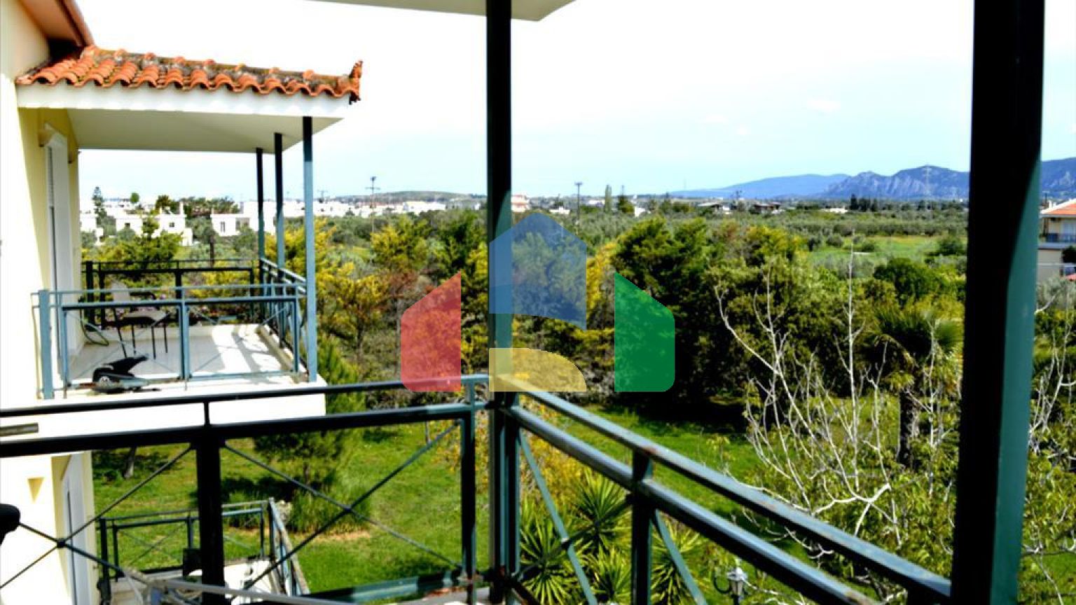 Продаж - Котедж 350 m² на східному Пелопоннесі