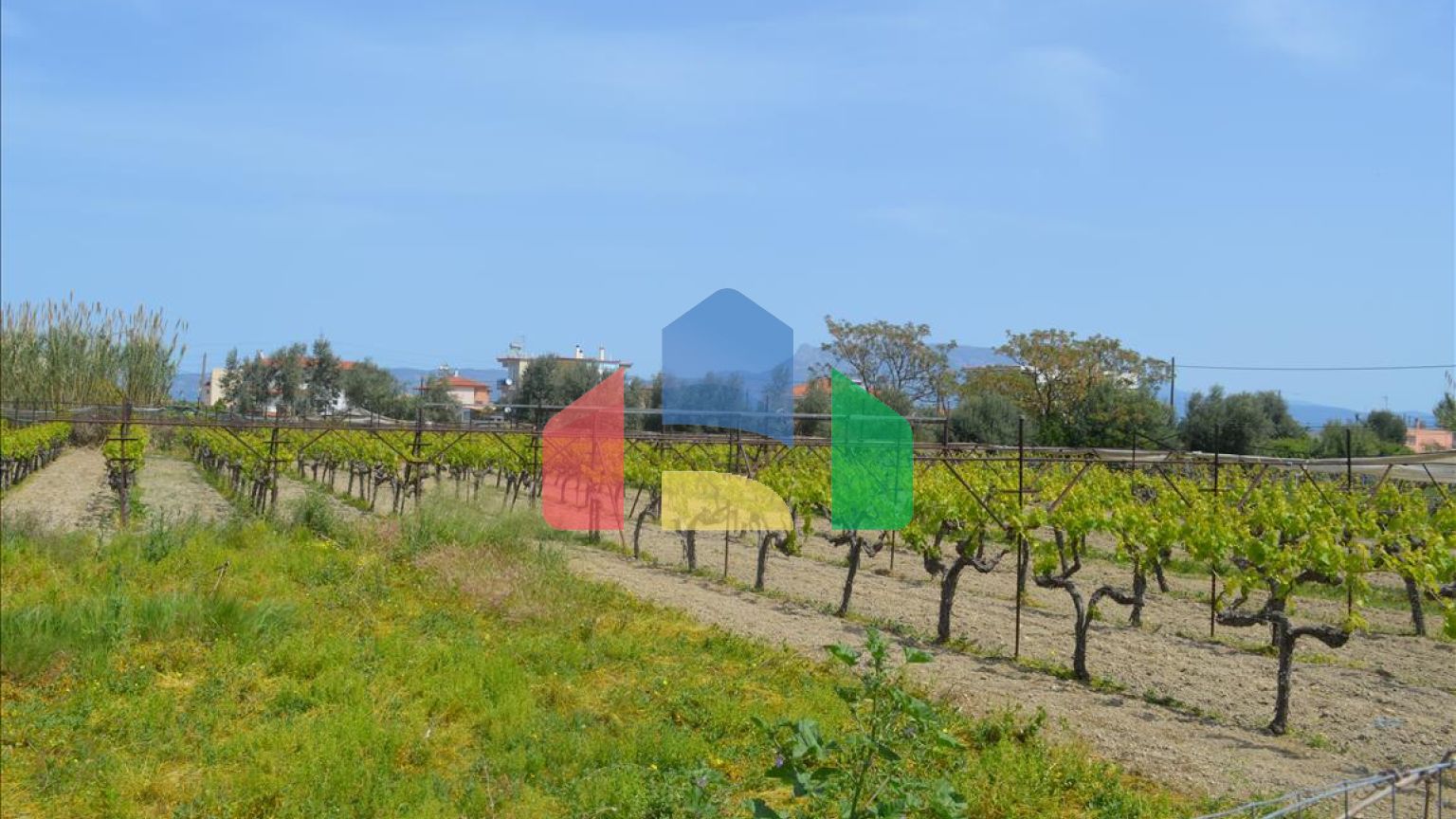 Продажа - Земельный участок 335 m² на Восточном Пелопоннесе