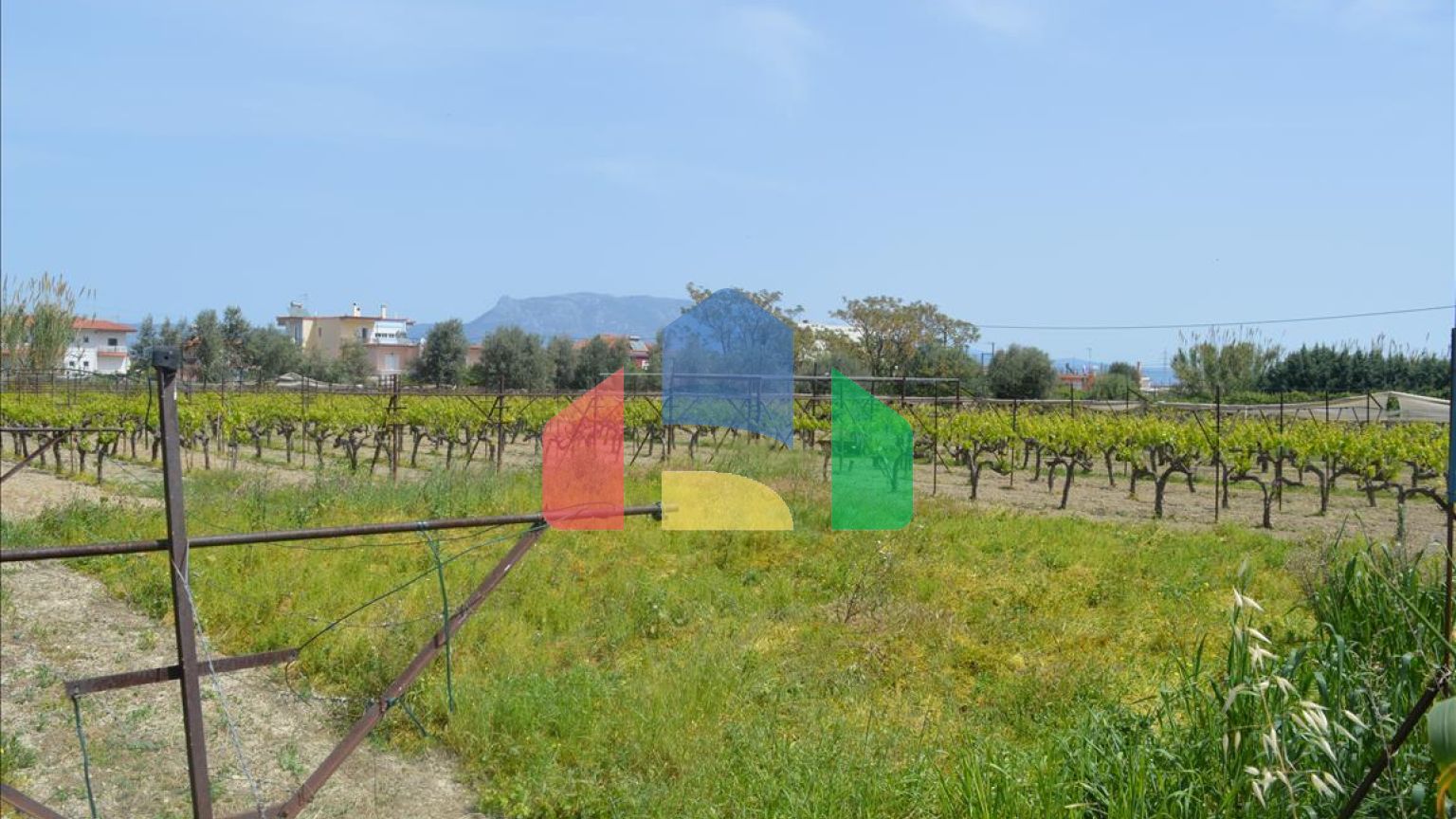 Продажа - Земельный участок 335 m² на Восточном Пелопоннесе