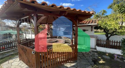 Продажа - Здание 240 m² в пригороде Кавалы