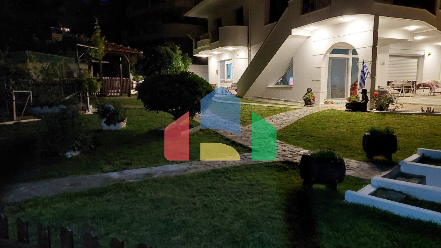 Продажа - Здание 240 m² в пригороде Кавалы