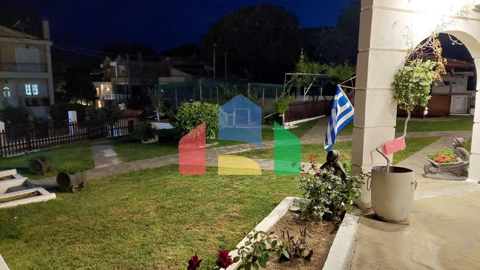 Продажа - Здание 240 m² в пригороде Кавалы