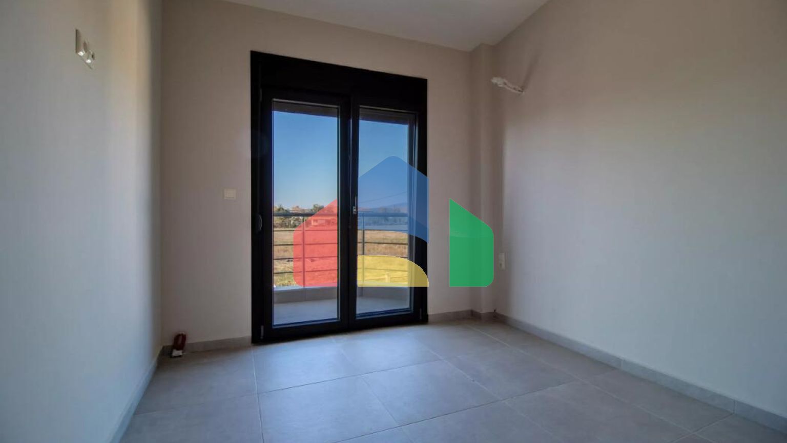 Продажа - Таунхаус 90 m² в пригороде Кавалы