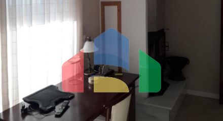 Продаж - Котедж 230 m² в передмісті Кавалі