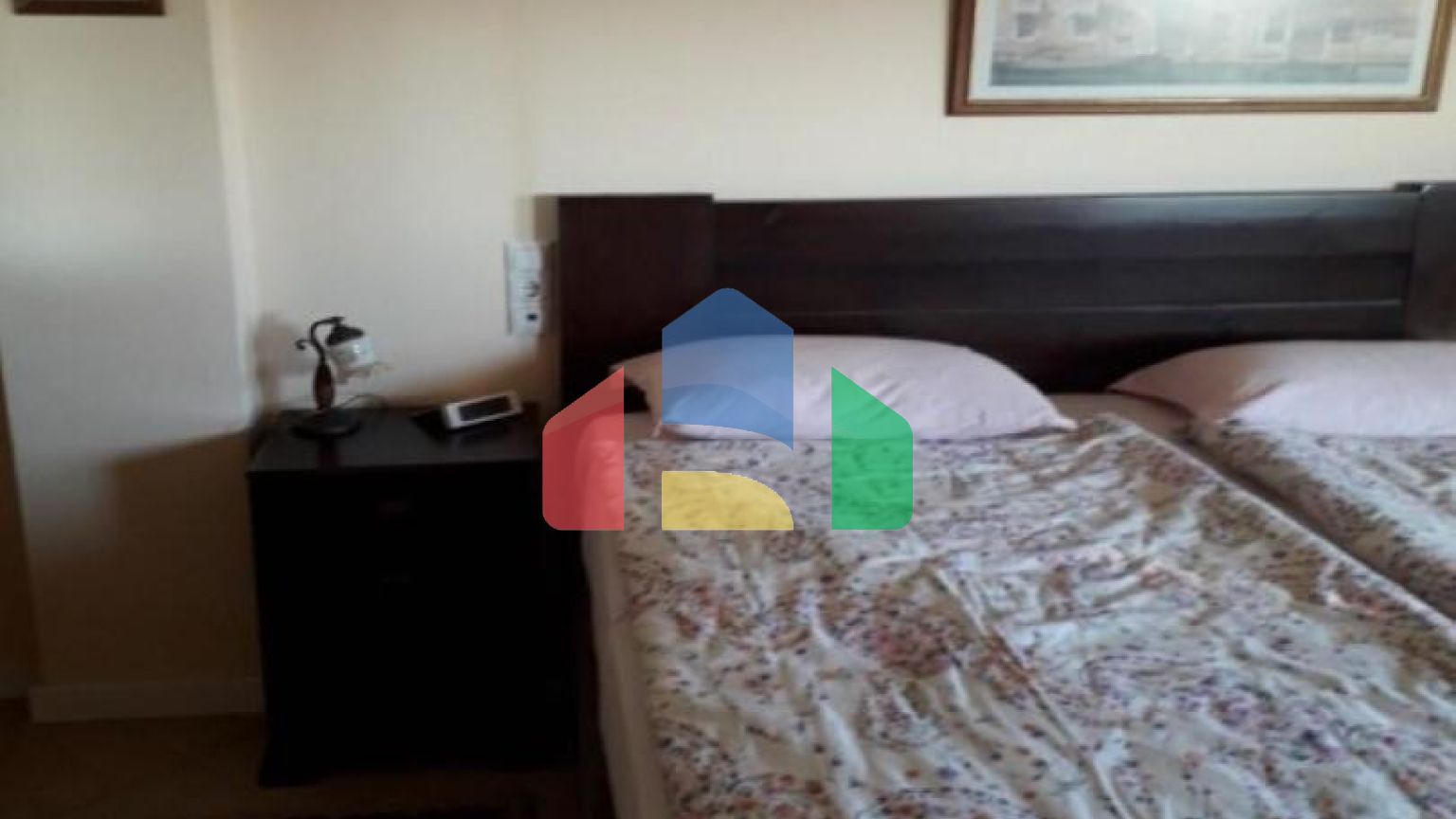 Продаж - Котедж 230 m² в передмісті Кавалі