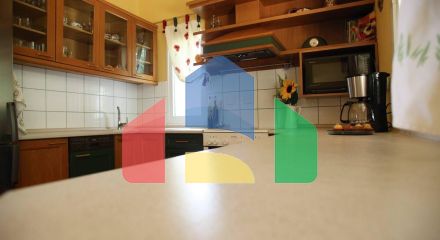 Продаж - Котедж 250 m² в передмісті Кавалі