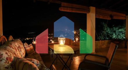 Продаж - Котедж 250 m² в передмісті Кавалі