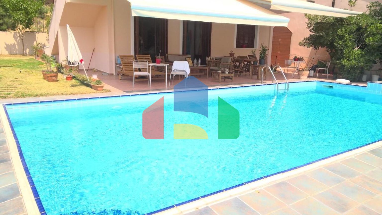 Продажа - Коттедж 214 m² в пригороде Кавалы