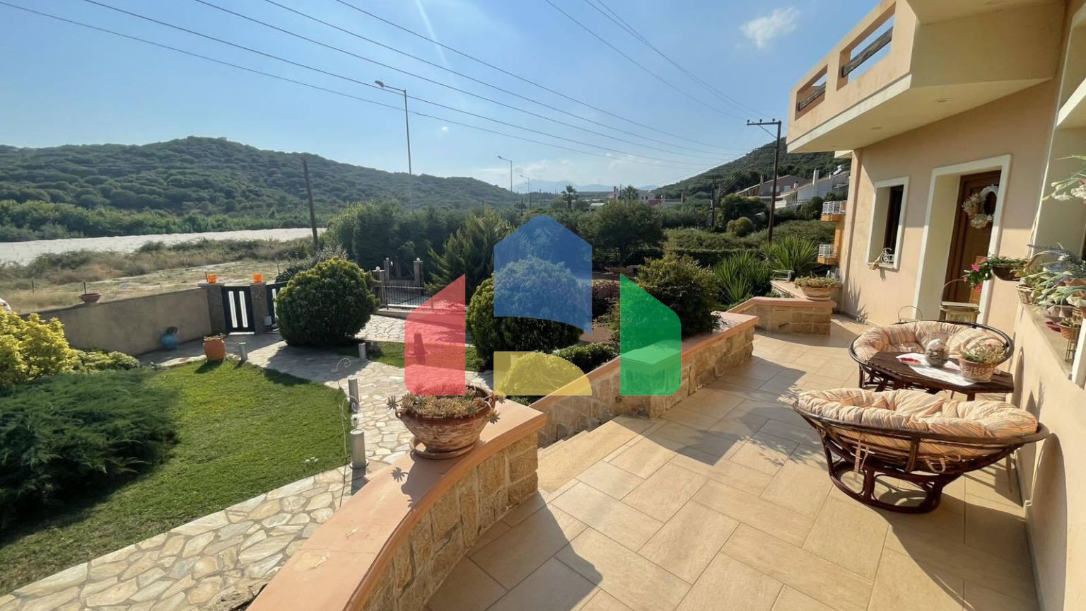 Продажа - Вилла 310 m² в пригороде Кавалы