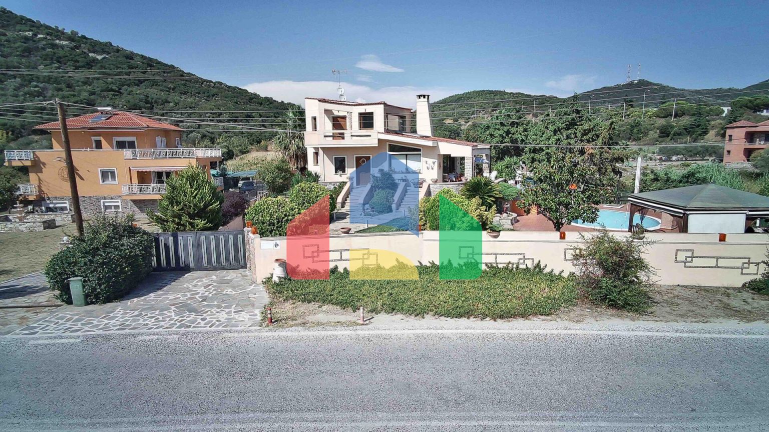 Продажа - Вилла 310 m² в пригороде Кавалы