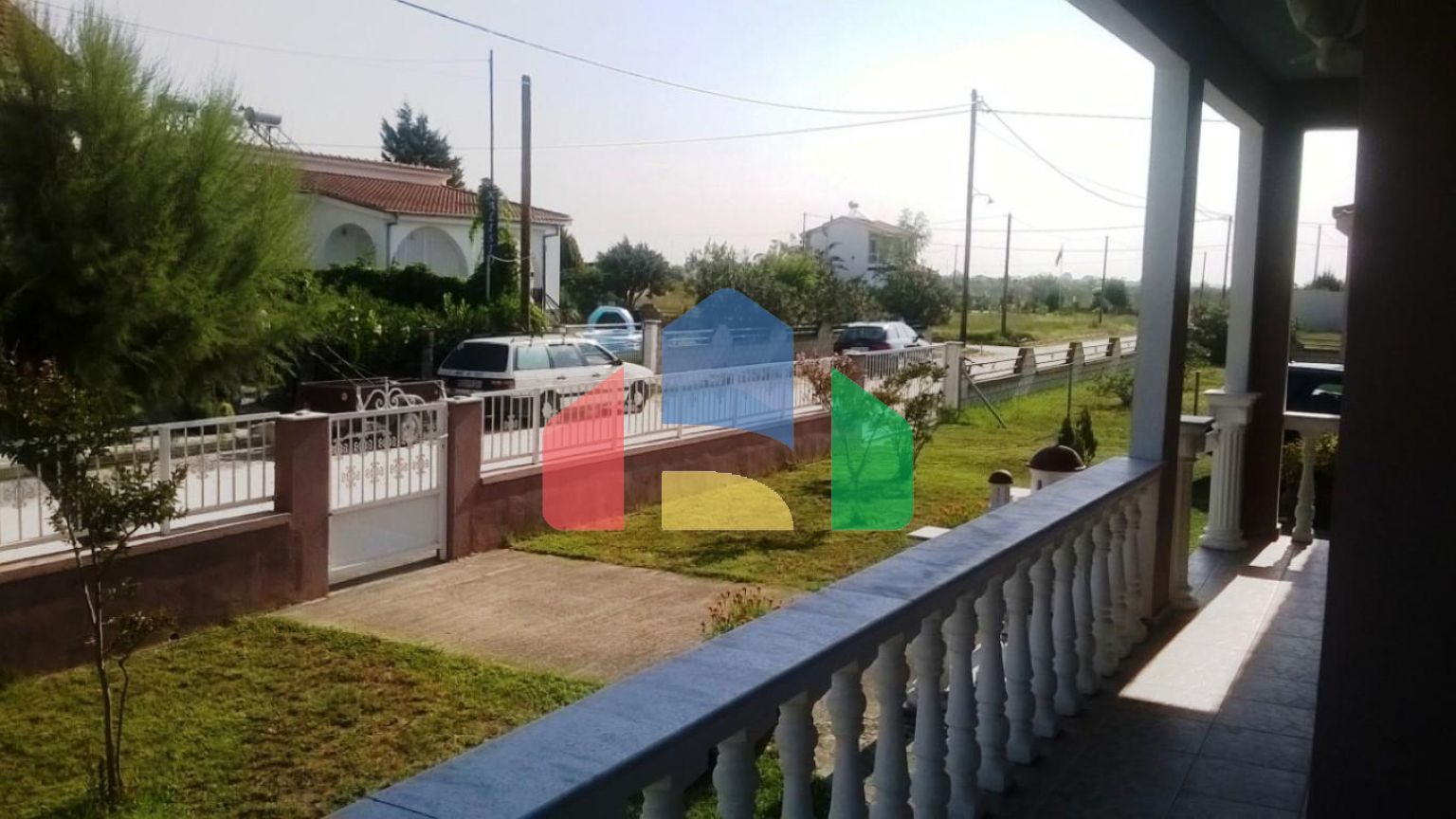 Продаж - Котедж 83 m² в передмісті Кавалі