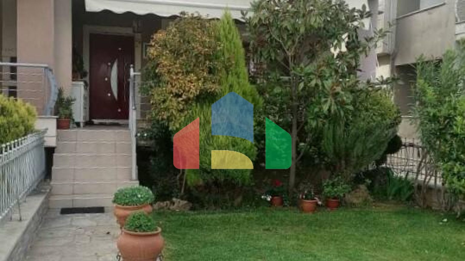 Продаж - Таунхаус 170 m² в передмісті Кавалі