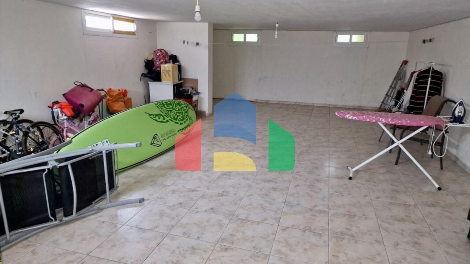 Продаж - Таунхаус 170 m² в передмісті Кавалі