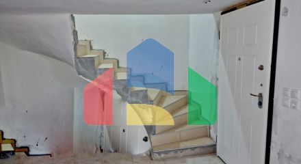 Продаж - Таунхаус 170 m² в передмісті Кавалі