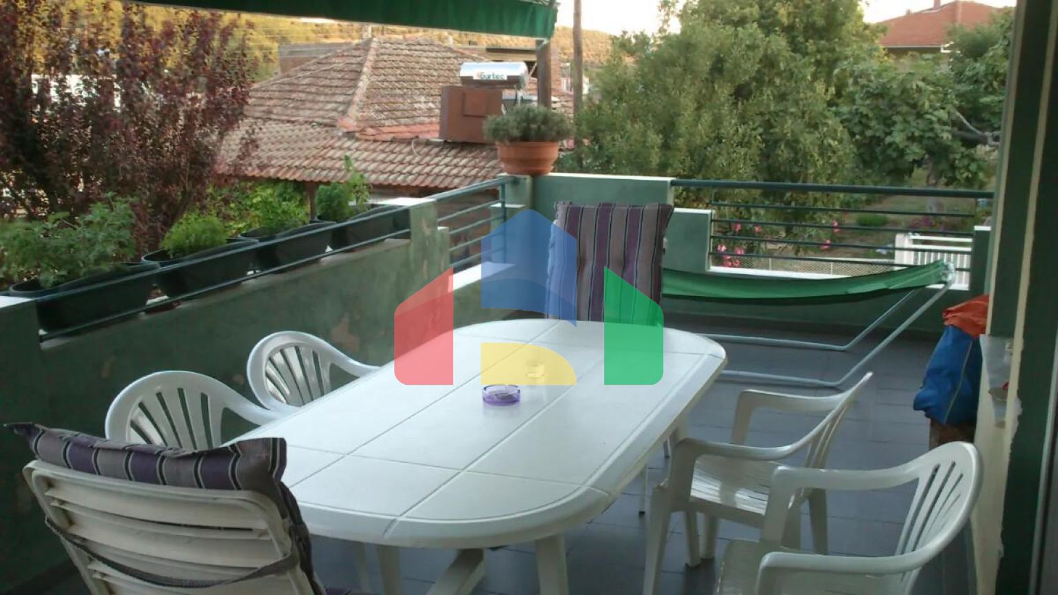 Продаж - Котедж 270 m² в передмісті Кавалі