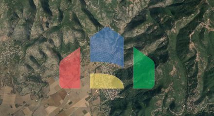 Продаж - Земельна ділянка 400 m² в передмісті Кавалі