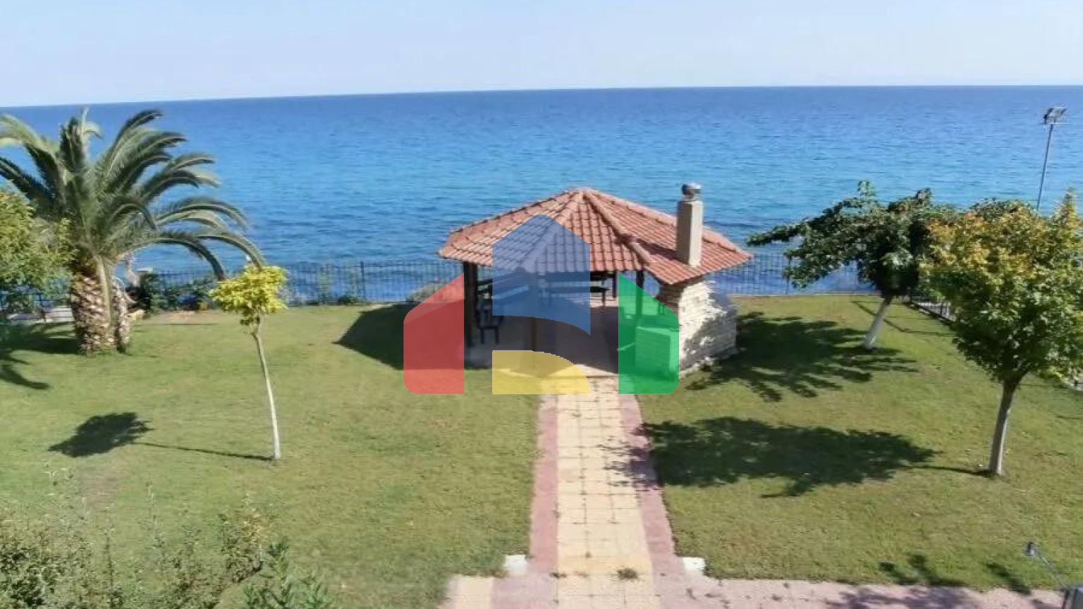 Продажа - Комплекс 510 m² в пригороде Кавалы