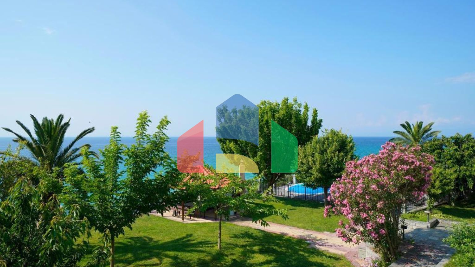 Продажа - Комплекс 510 m² в пригороде Кавалы