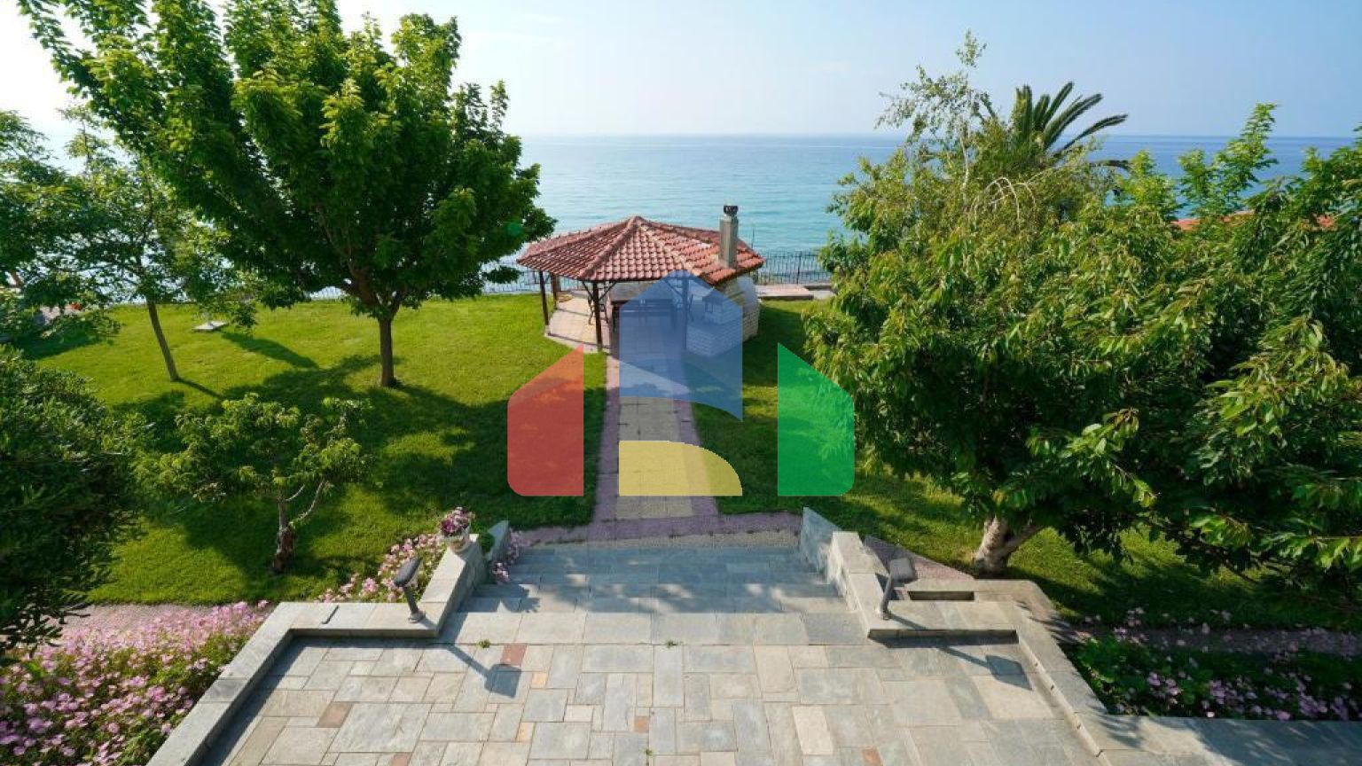 Продажа - Комплекс 510 m² в пригороде Кавалы